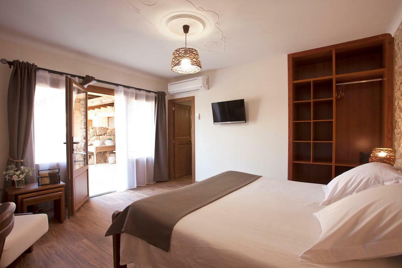 Agroturismo Es Quatre Cantons Binissalem Exterior foto